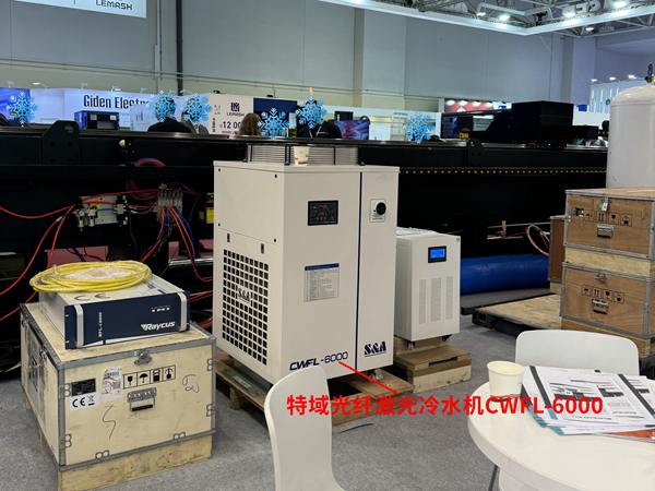 特域光纤激光冷水机CWFL-6000出马，锐科激光器“冷静”如初！
